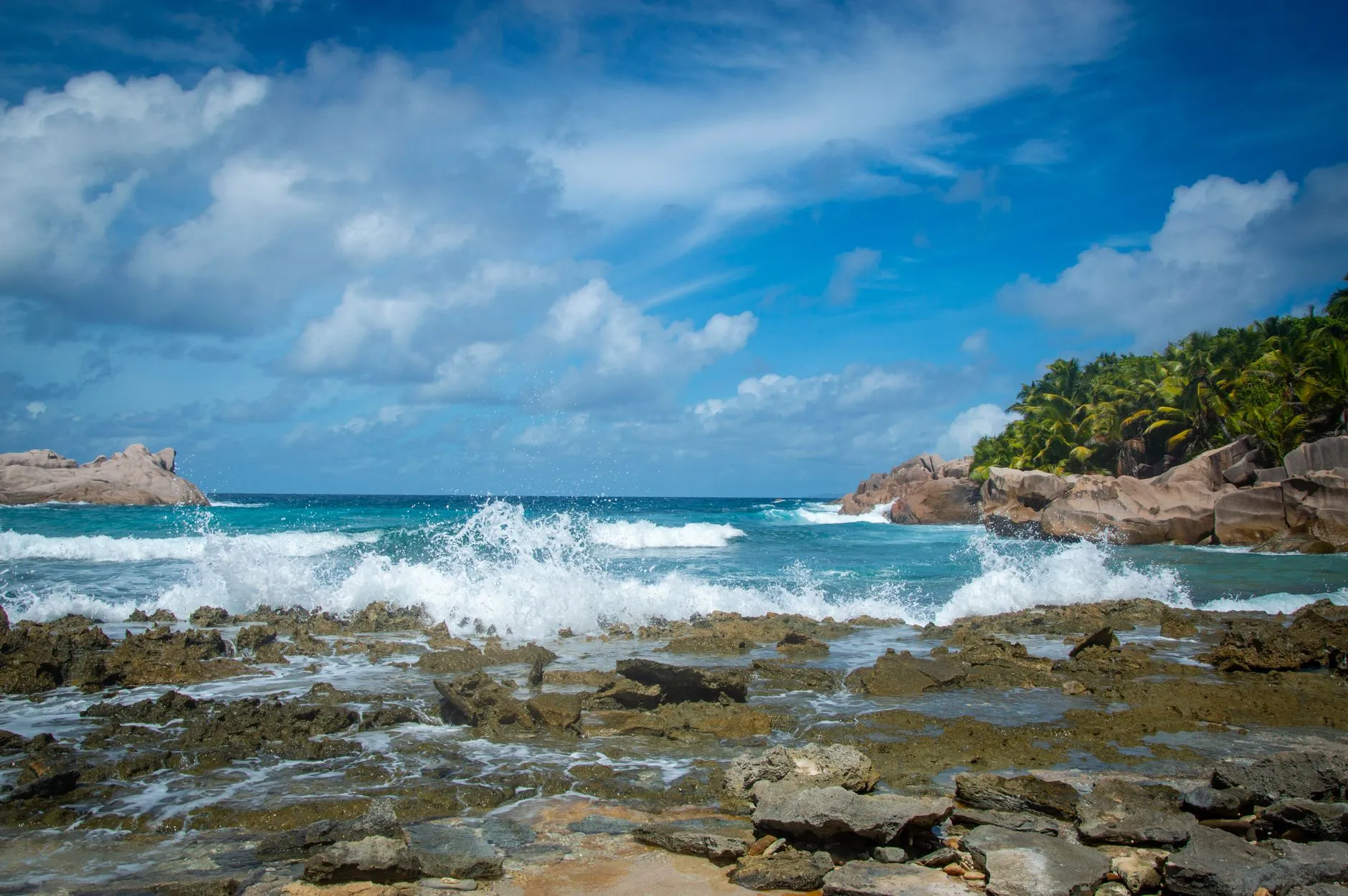 Four Seasons Seychelles interior