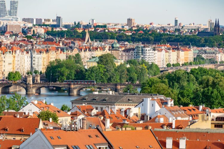 Lokál