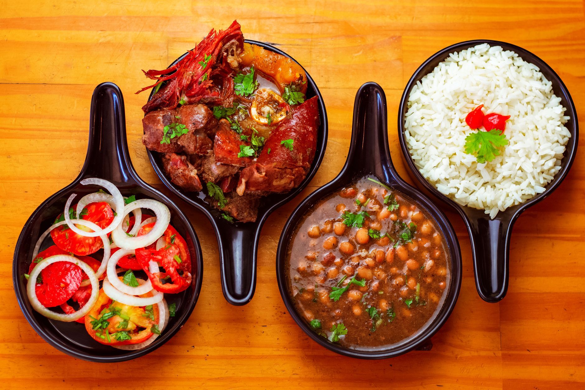 Tuju interior