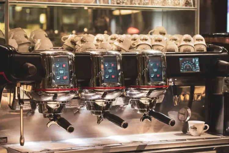 Cafe Milan - Kuliner Eropa