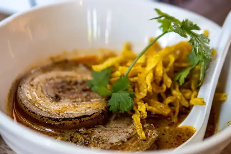 Khao Soi - Kuliner Asia