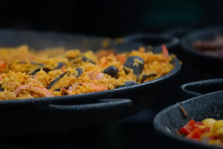Paella Valencia - Kuliner Dunia