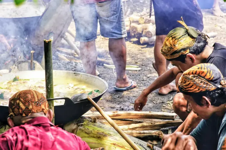 Papeda Sagu Ambon - Kuliner Nusantara