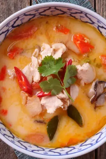Tom Kha Gai - Kuliner Asia