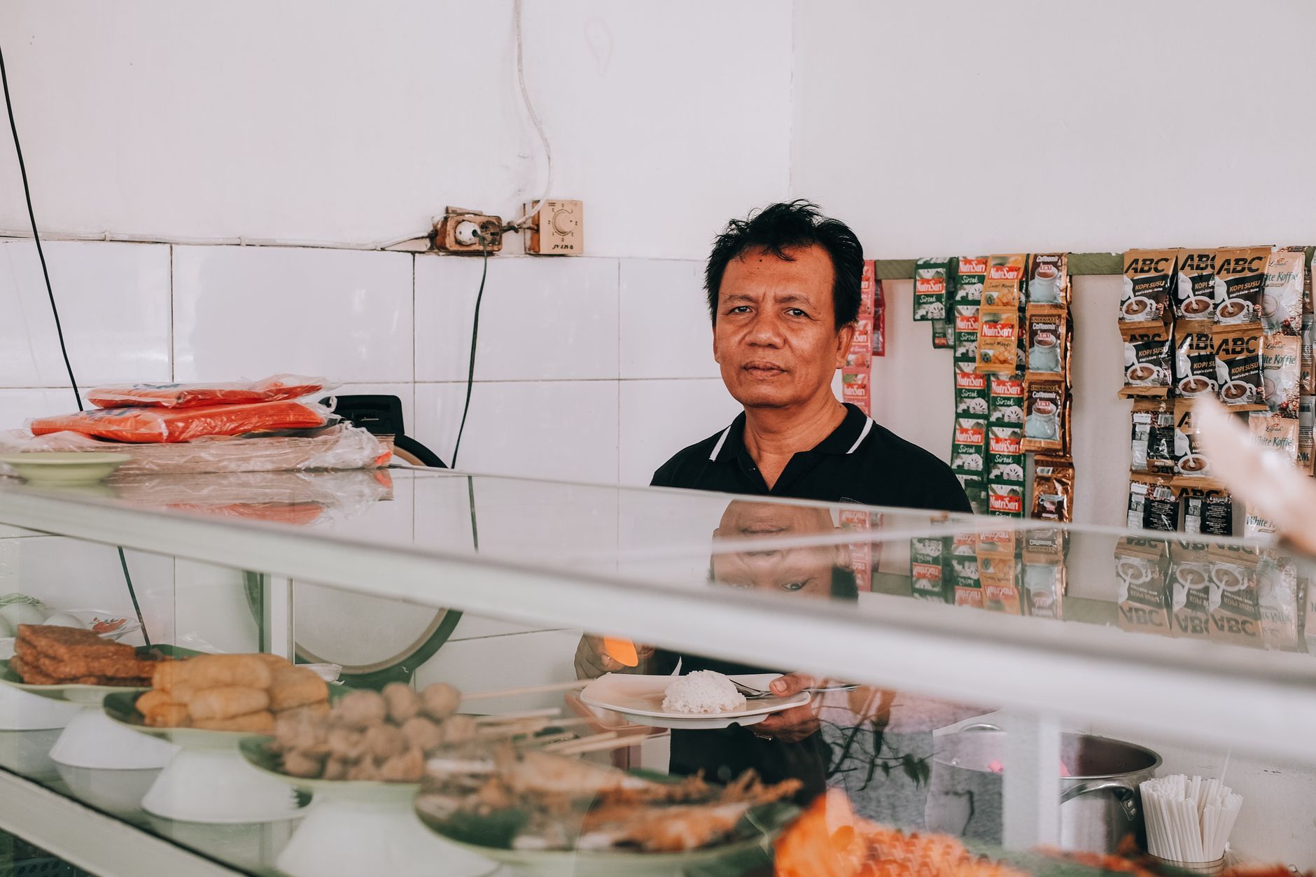Lumpia Gang Lombok interior